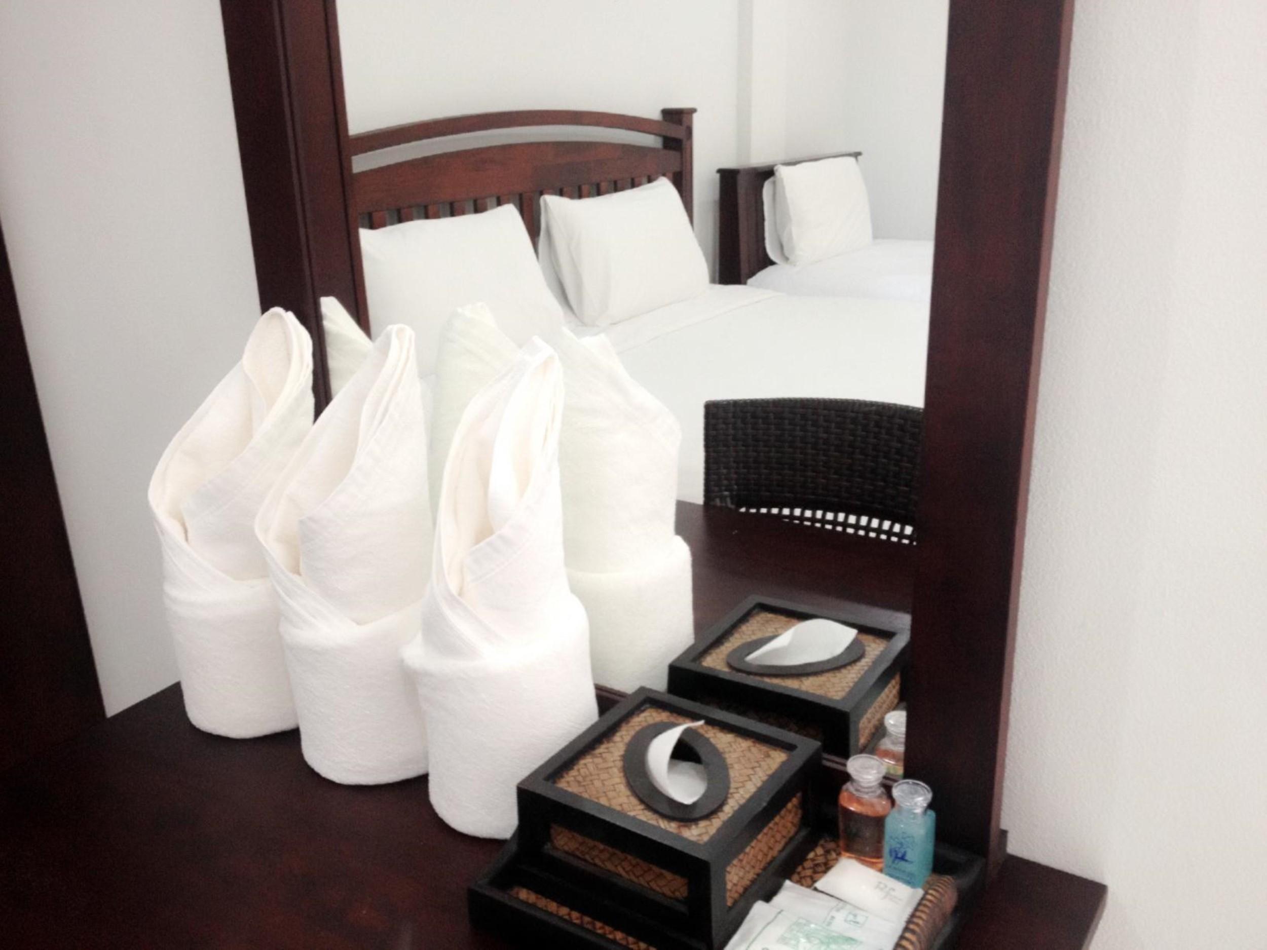 Na Chaidej Hotel Сураттхани Экстерьер фото
