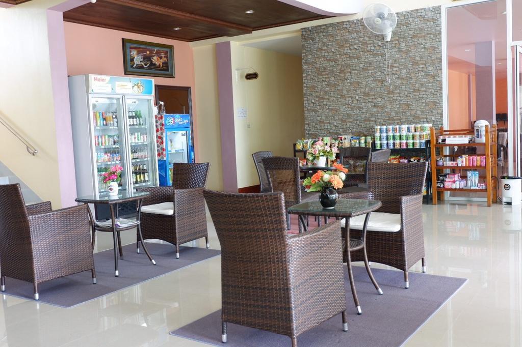 Na Chaidej Hotel Сураттхани Экстерьер фото