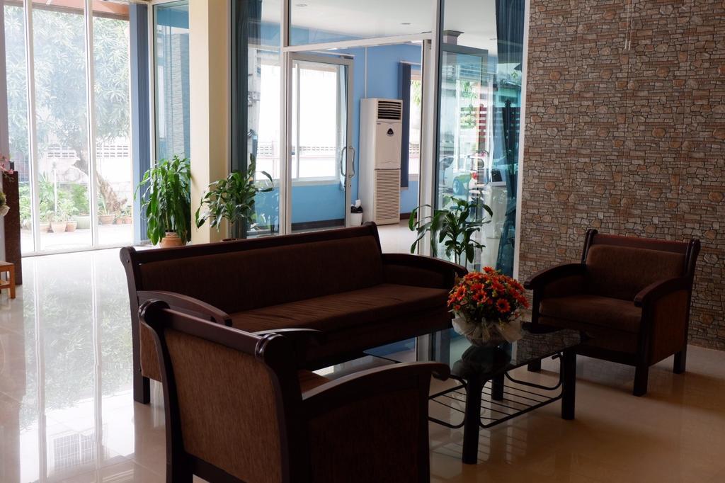 Na Chaidej Hotel Сураттхани Экстерьер фото