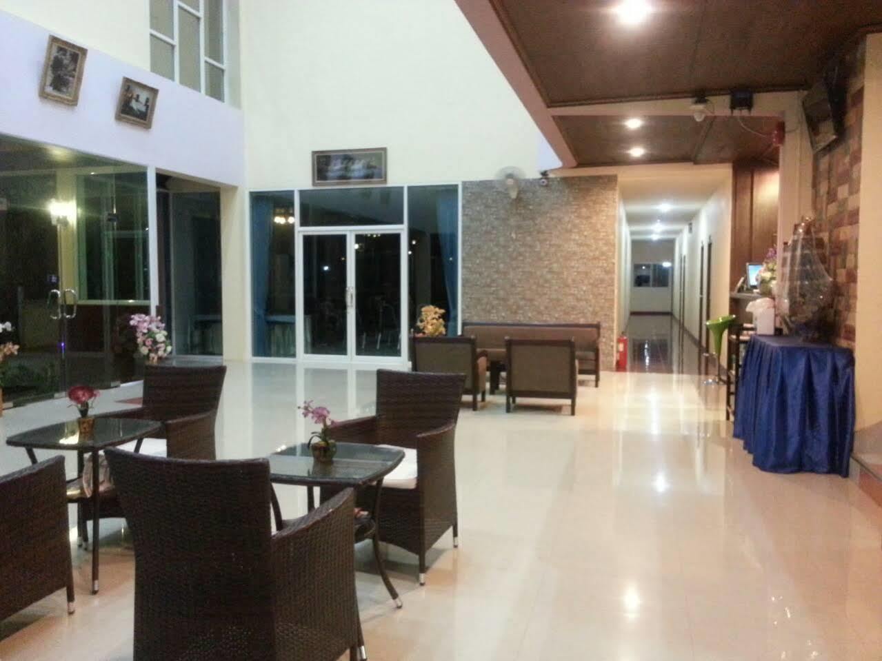 Na Chaidej Hotel Сураттхани Экстерьер фото