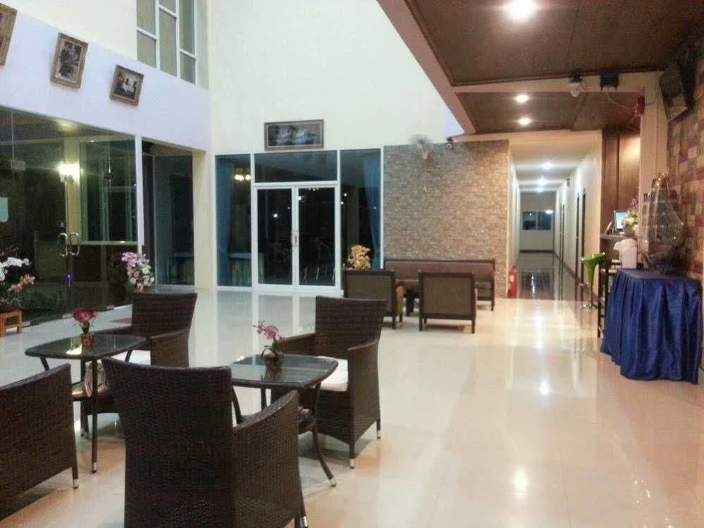 Na Chaidej Hotel Сураттхани Экстерьер фото
